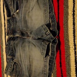 Size 17 women's shorts